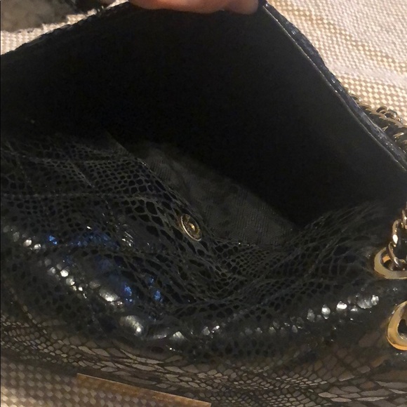 Purse - Picture 4 of 7